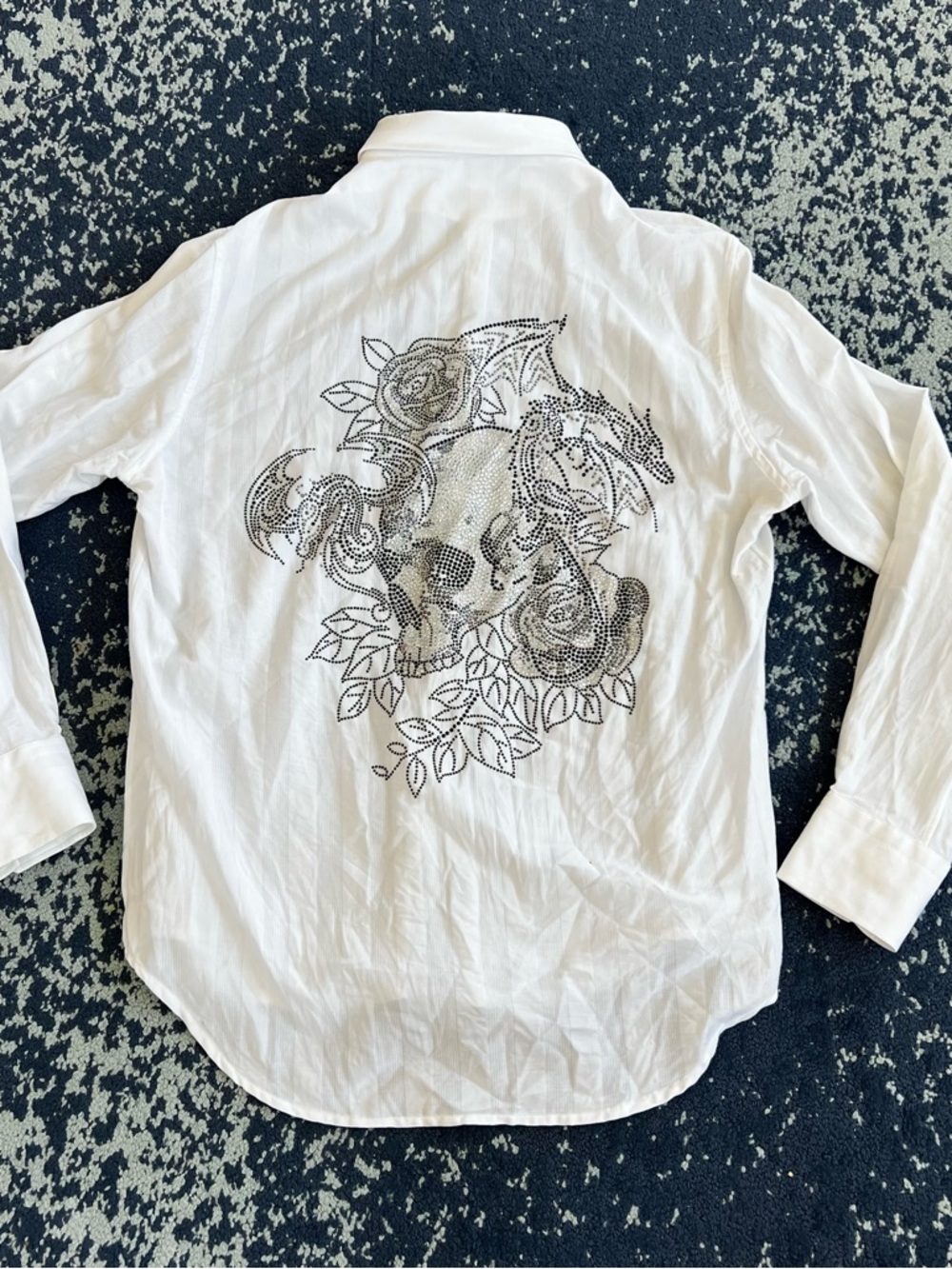 Robert Graham Beadwork Skull Button Up Shirt Medium Rhinestone Tailored Fit Y2K